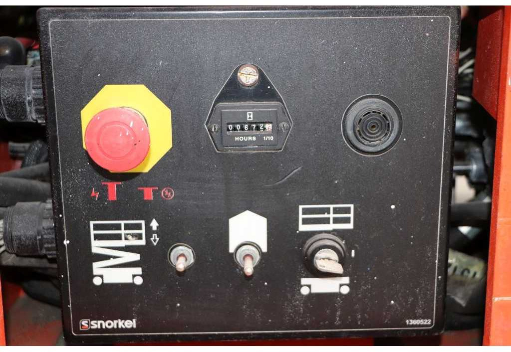 Snorkel SNORKEL - S2646E - AERIAL PLATFORM, 2015, WORKING HEIGHT 9920 - Plataforma aérea: foto 4 Snorkel SNORKEL - S2646E - AERIAL PLATFORM, 2015, WORKING HEIGHT 9920 - Plataforma aérea: foto 4