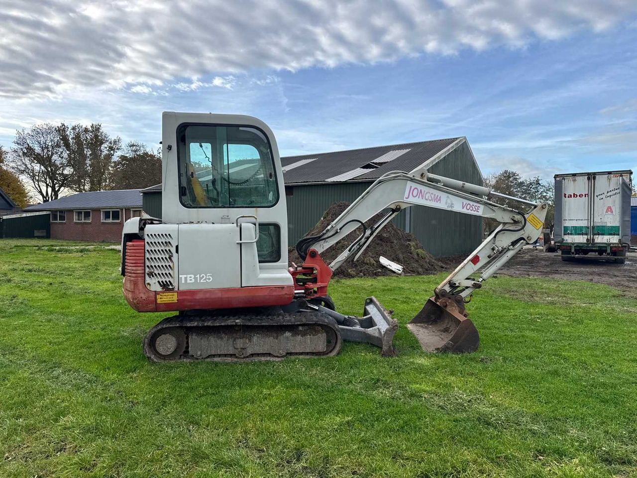 Takeuchi TB 125 - Mini escavadeira: foto 3 Takeuchi TB 125 - Mini escavadeira: foto 3
