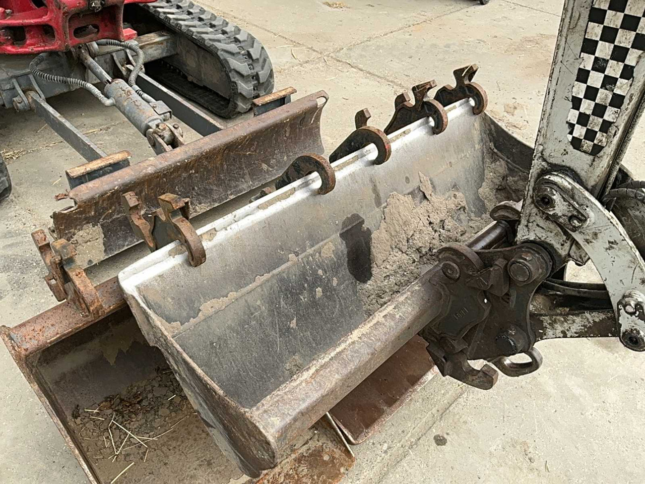 Mini escavadeira Takeuchi TB 225: foto 16