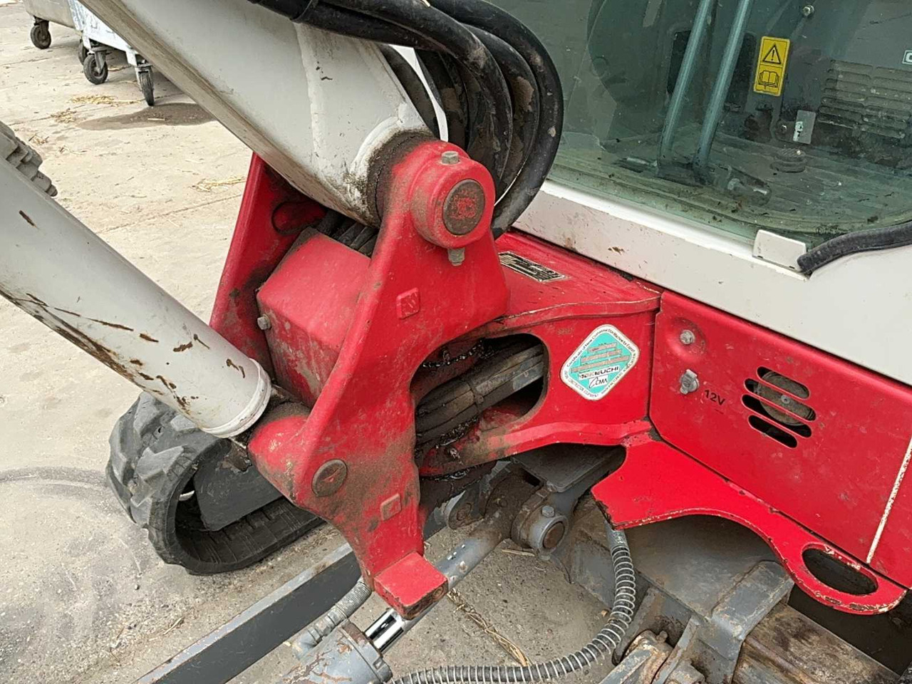 Mini escavadeira Takeuchi TB 225: foto 8