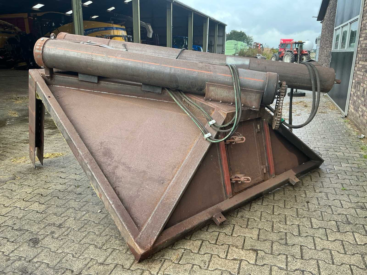 Tipper tailgate with auger - Reboque basculante agrícola: foto 4 Tipper tailgate with auger - Reboque basculante agrícola: foto 4