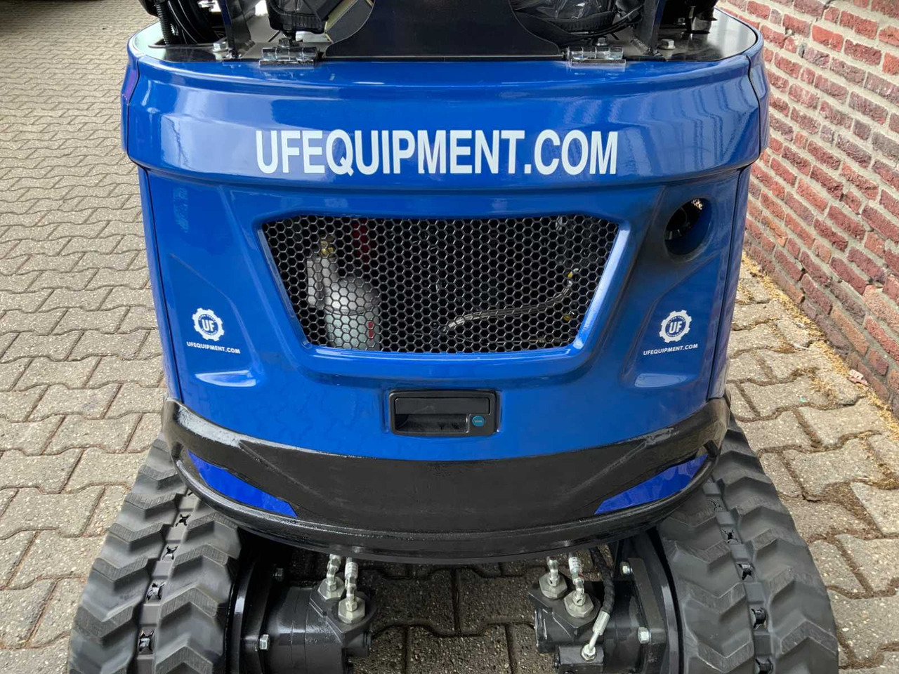 UF Equipment NM-18 - Mini escavadeira: foto 4 UF Equipment NM-18 - Mini escavadeira: foto 4