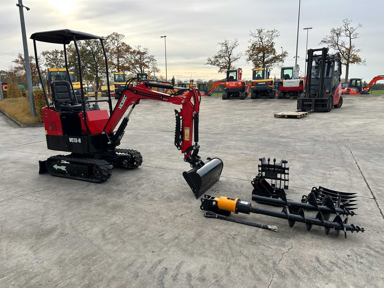 VICSEC - 2025 - VC13R - MINI EXCAVATOR - Mini escavadeira: foto 3 VICSEC - 2025 - VC13R - MINI EXCAVATOR - Mini escavadeira: foto 3