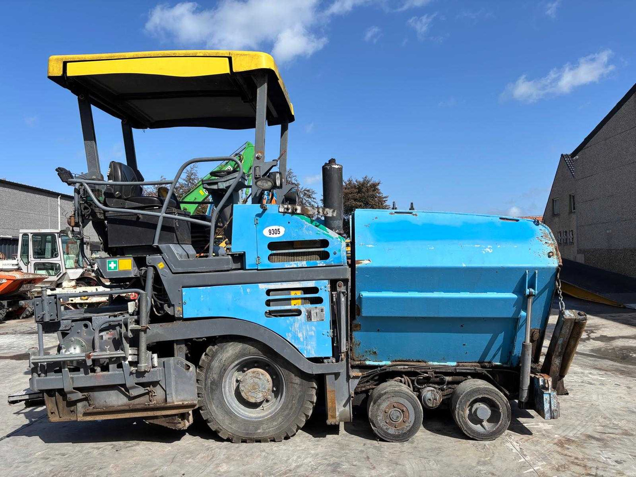 VOGELE SUPER 1303-2 - Acabadora: foto 3 VOGELE SUPER 1303-2 - Acabadora: foto 3