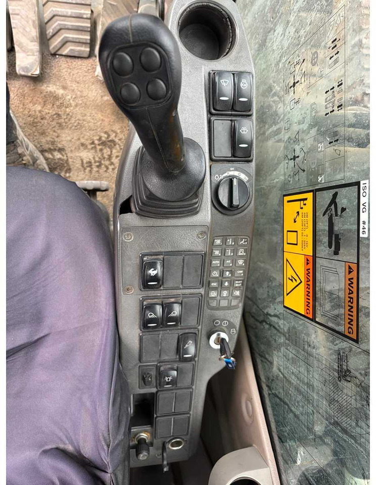 Escavadeira VOLVO - 2007 - EC180CL - CRAWLER EXCAVATOR: foto 25