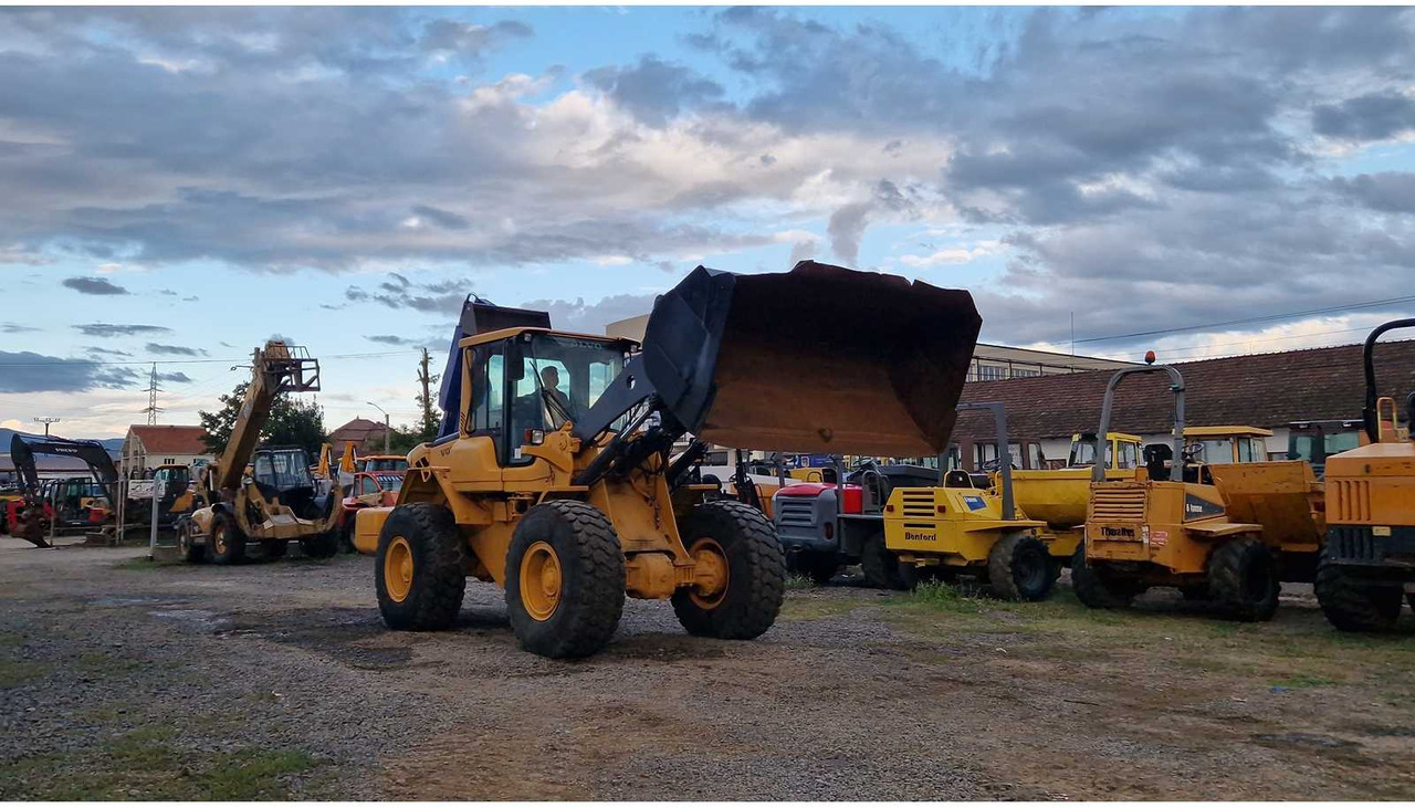VOLVO L90F - Carregadeira de rodas: foto 3 VOLVO L90F - Carregadeira de rodas: foto 3
