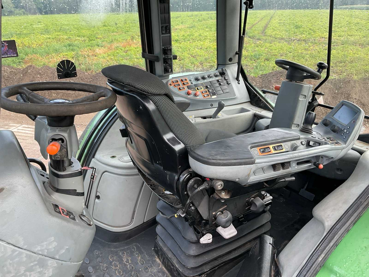 Valtra T163e - Trator: foto 2 Valtra T163e - Trator: foto 2