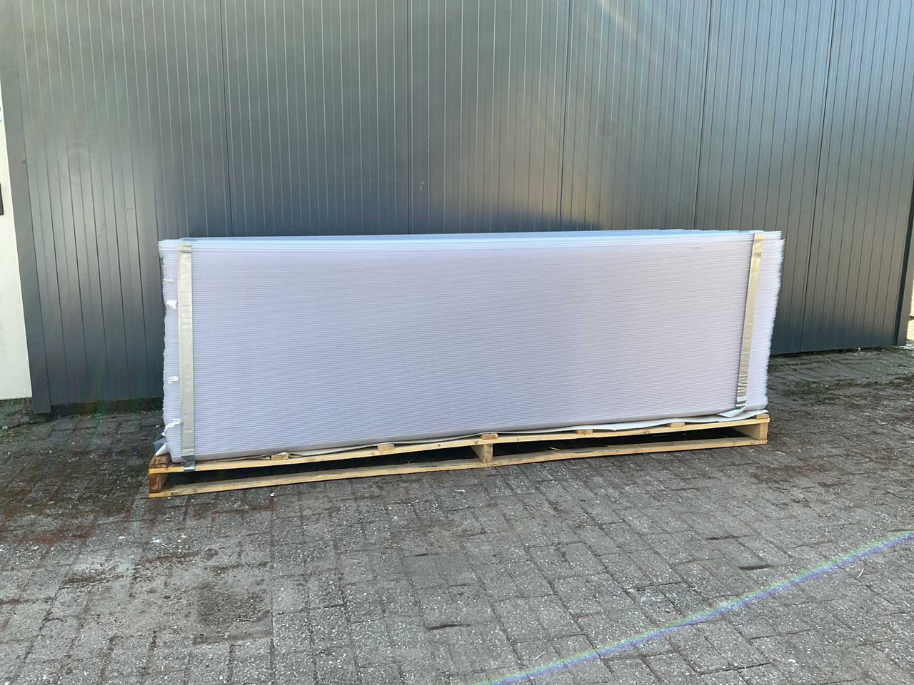Van Boven Glashelder dubbelwandige golf Cristallo 51 mm 110 cm breed 6 mm - Equipamento de construção: foto 1 Van Boven Glashelder dubbelwandige golf Cristallo 51 mm 110 cm breed 6 mm - Equipamento de construção: foto 1