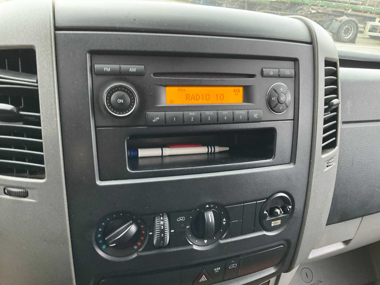 Veículo comercial 2013 MERCEDES-BENZ SPRINTER 906BA50 COMMERCIAL VEHICLE: foto 13 Veículo comercial 2013 MERCEDES-BENZ SPRINTER 906BA50 COMMERCIAL VEHICLE: foto 13