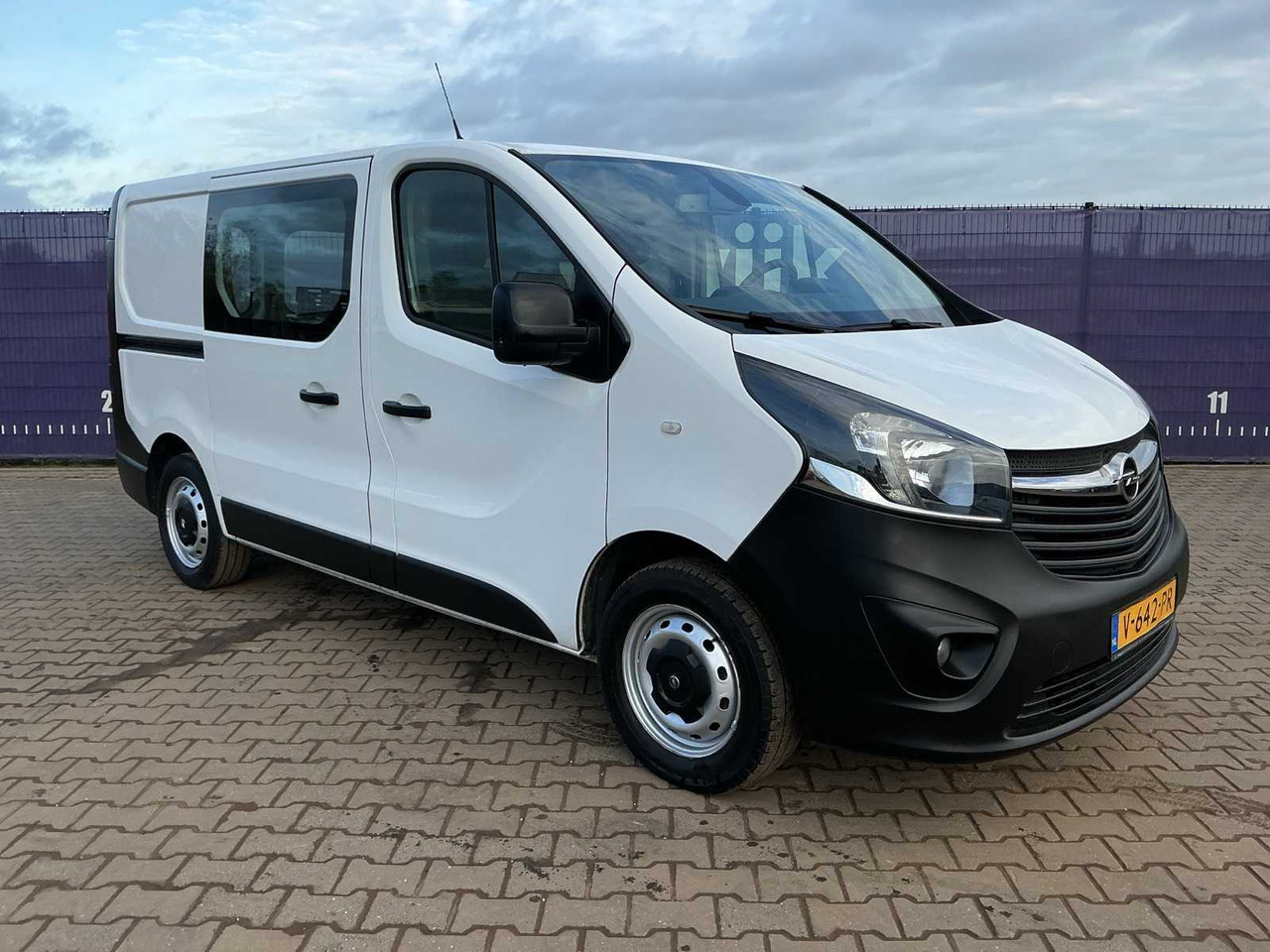 2018 - OPEL - VIVARO - 1.6 CDTI L1H1 ED. - COMMERCIAL VEHICLE - Veículo comercial: foto 2 2018 - OPEL - VIVARO - 1.6 CDTI L1H1 ED. - COMMERCIAL VEHICLE - Veículo comercial: foto 2