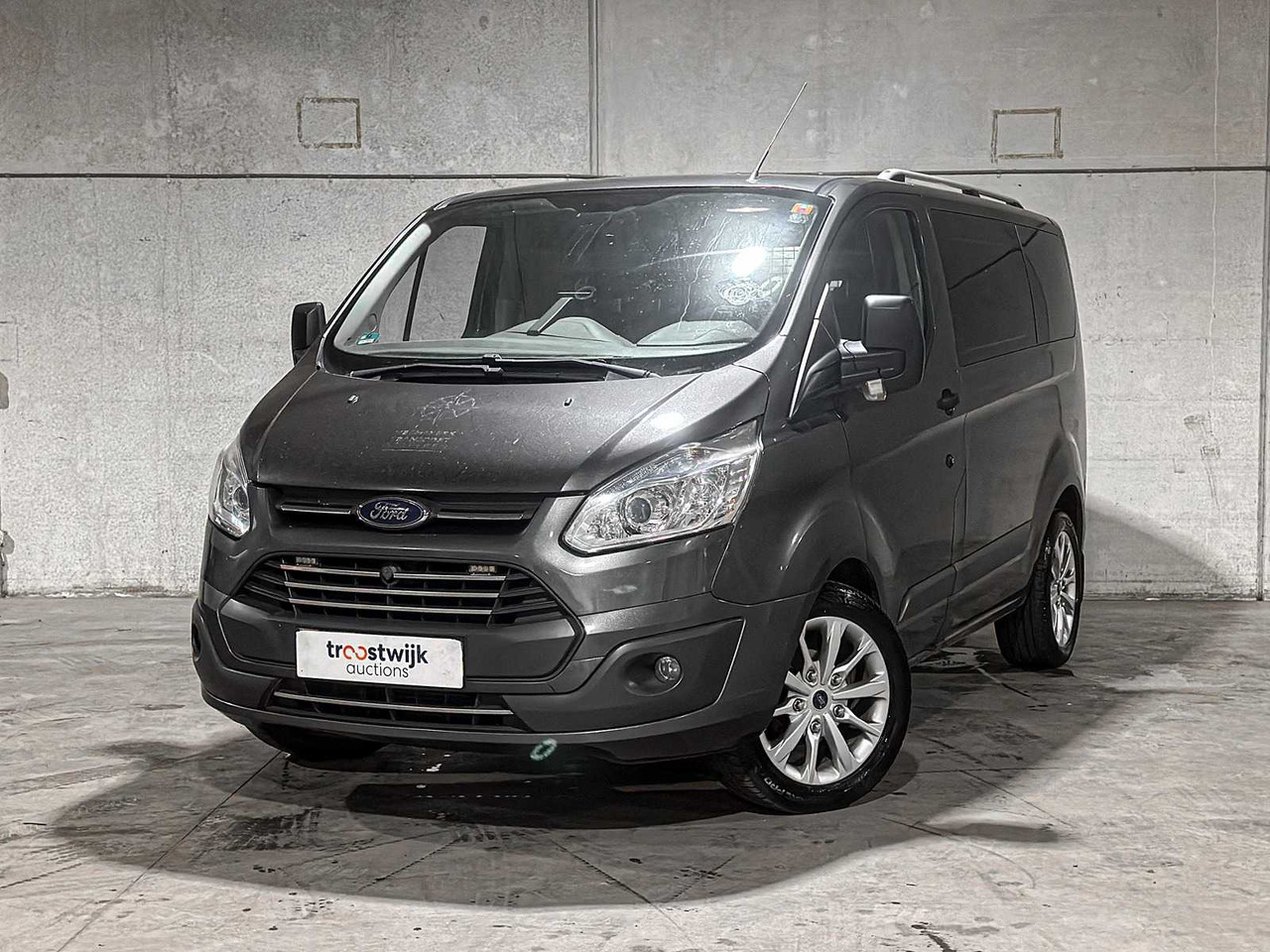 FORD TRANSIT CUSTOM 290 2.2 TDCI LIMITED DC 125HP 2016 COMMERCIAL VEHICLE, VV-115-R - Veículo comercial: foto 2 FORD TRANSIT CUSTOM 290 2.2 TDCI LIMITED DC 125HP 2016 COMMERCIAL VEHICLE, VV-115-R - Veículo comercial: foto 2