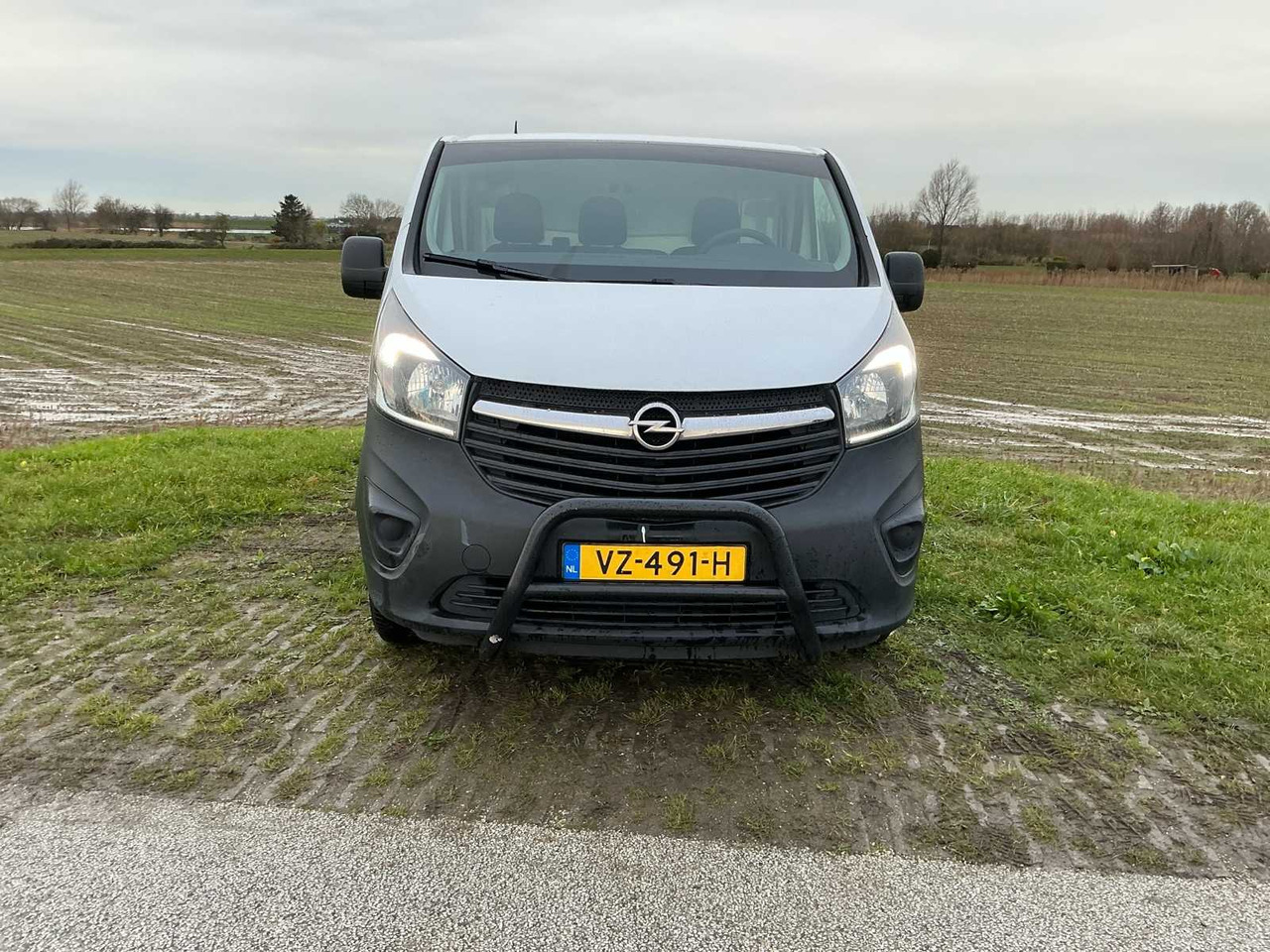 OPEL VIVARO 1.6 CDTI L2H1 DCSPEC COMMERCIAL VEHICLE - Veículo comercial: foto 2 OPEL VIVARO 1.6 CDTI L2H1 DCSPEC COMMERCIAL VEHICLE - Veículo comercial: foto 2