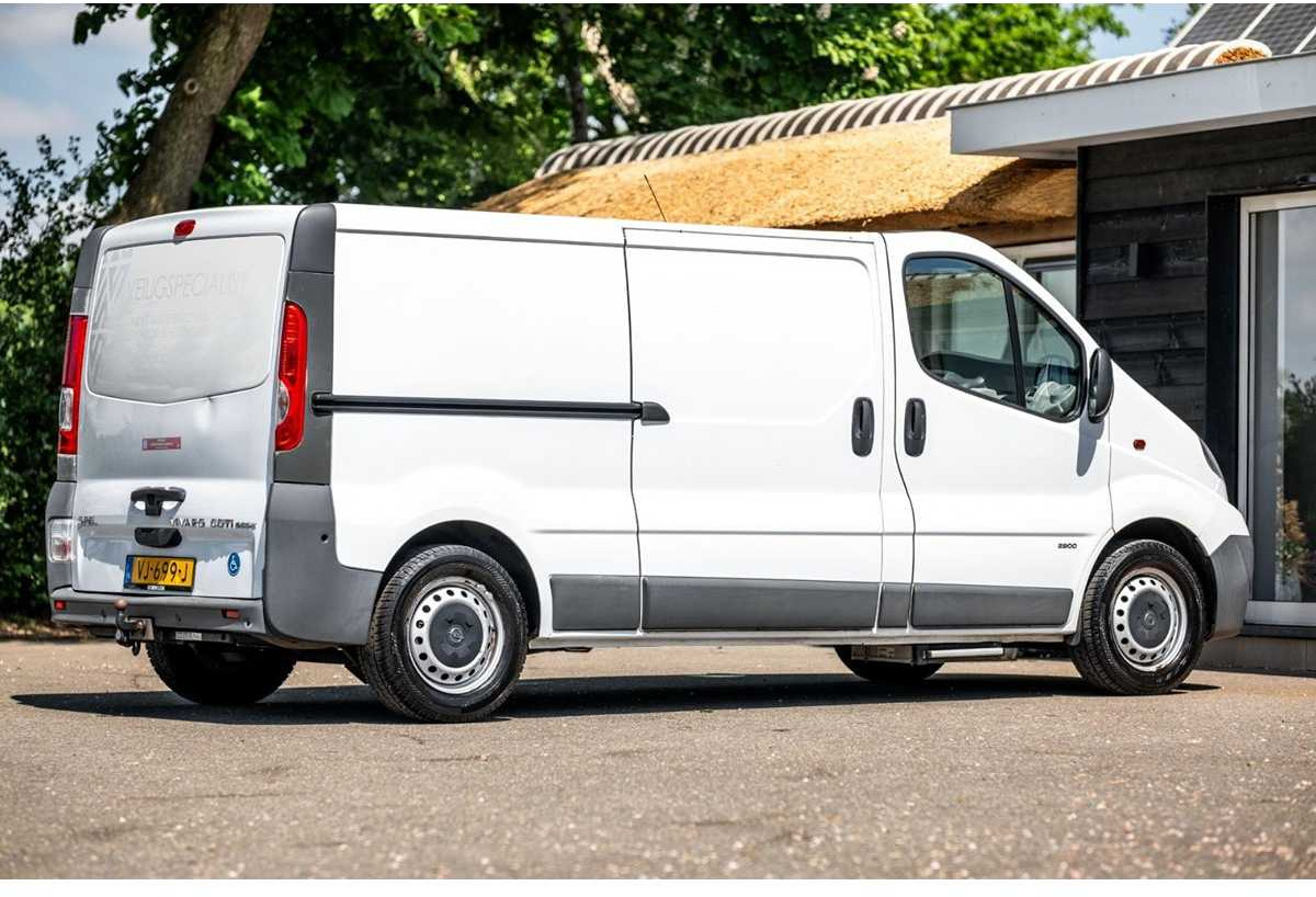 OPEL - VIVARO - 2.0 CDTI L2H1 DC ECO - 1ST OWNER - RAMP - COMMERCIAL VEHICLE - VJ-699-J - Veículo comercial: foto 5 OPEL - VIVARO - 2.0 CDTI L2H1 DC ECO - 1ST OWNER - RAMP - COMMERCIAL VEHICLE - VJ-699-J - Veículo comercial: foto 5