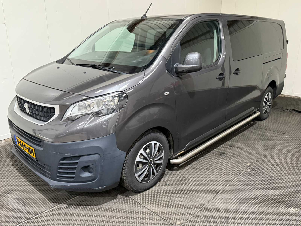 PEUGEOT - EXPERT - DOUBLE CAB - 177 HP - AUTOMATIC - COMMERCIAL VEHICLE - 2018 - Veículo comercial: foto 1 PEUGEOT - EXPERT - DOUBLE CAB - 177 HP - AUTOMATIC - COMMERCIAL VEHICLE - 2018 - Veículo comercial: foto 1