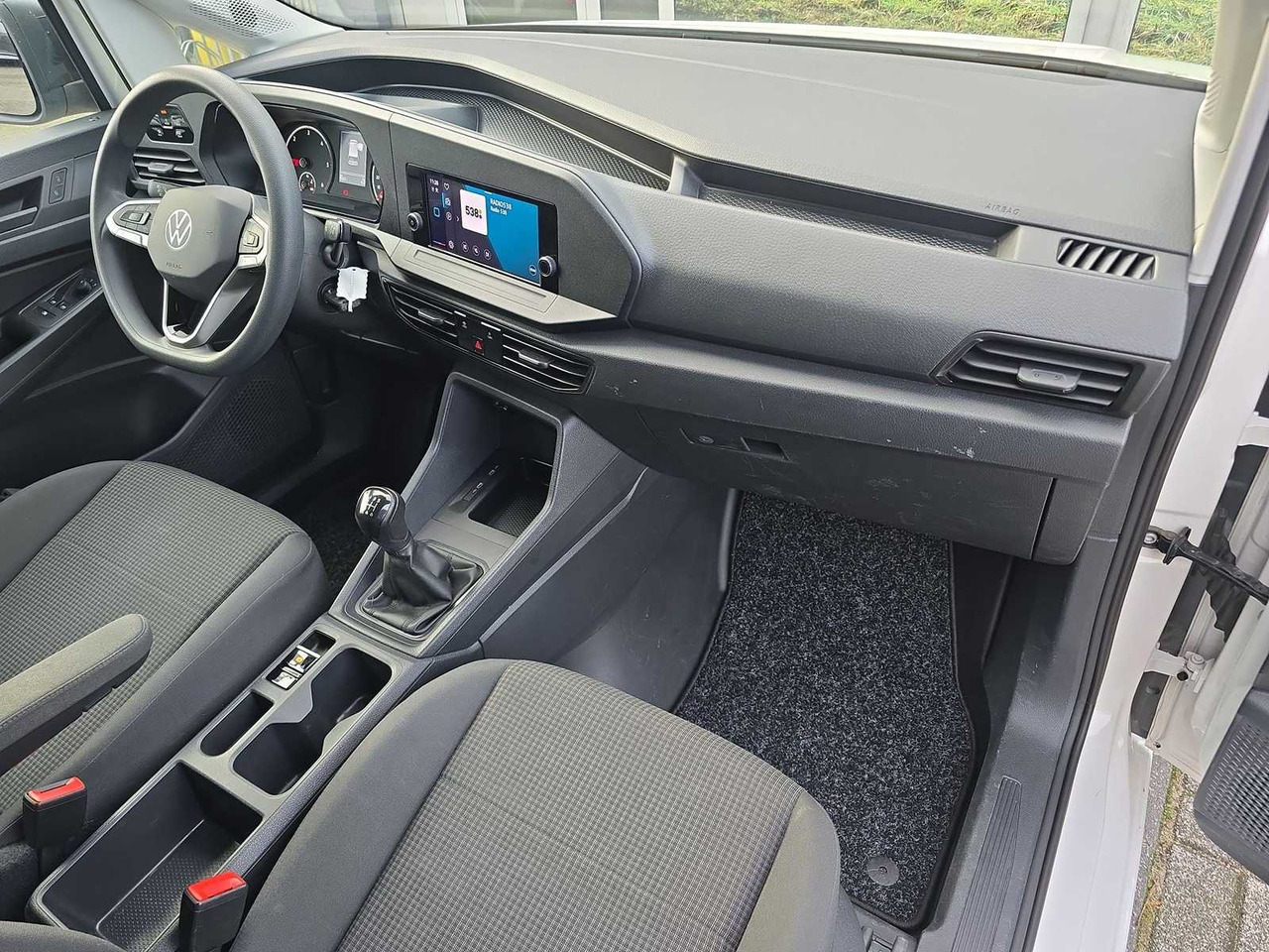 Veículo comercial VOLKSWAGEN CADDY CARGO 2.0 TDI COMFORT | ALUCA FURNISHING| VTD-11-F: foto 31 Veículo comercial VOLKSWAGEN CADDY CARGO 2.0 TDI COMFORT | ALUCA FURNISHING| VTD-11-F: foto 31