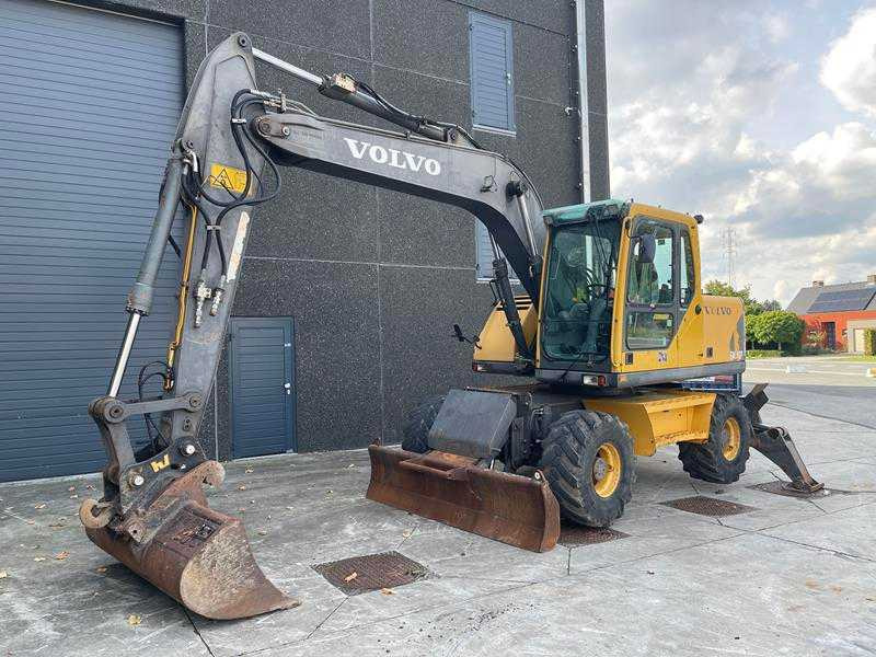 Volvo EW 140 B - Escavadeira de rodas: foto 1 Volvo EW 140 B - Escavadeira de rodas: foto 1