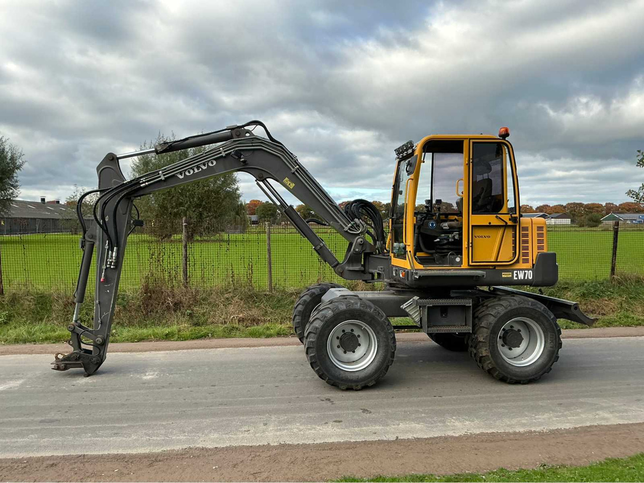 Volvo EW70 - Escavadeira de rodas: foto 3 Volvo EW70 - Escavadeira de rodas: foto 3