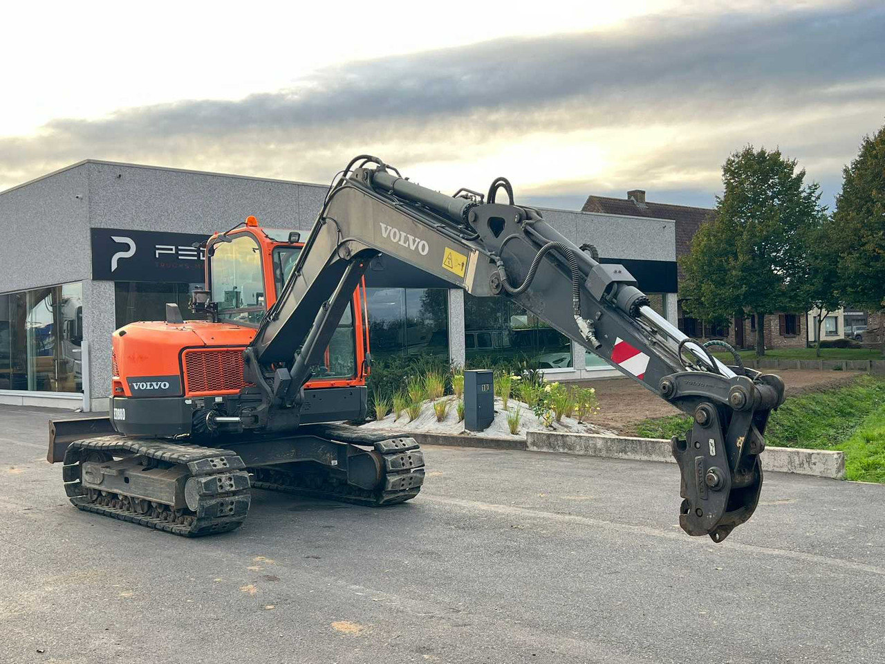 Volvo Excavator ECR88D - Escavadora de rastos: foto 1 Volvo Excavator ECR88D - Escavadora de rastos: foto 1