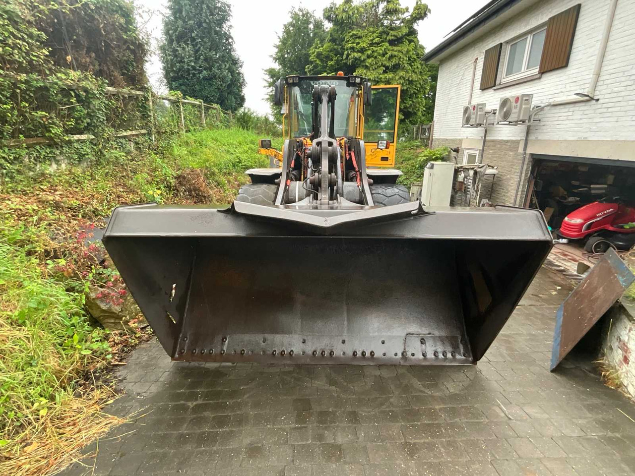 Carregadeira de rodas Volvo L110E: foto 14