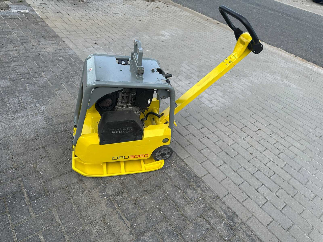 Wacker Neuson DPU3060 - Placas vibratórias: foto 3 Wacker Neuson DPU3060 - Placas vibratórias: foto 3