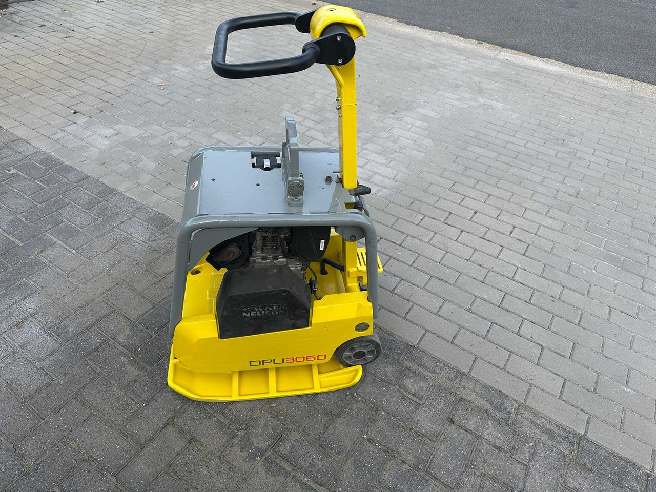 Wacker Neuson DPU3060 - Placas vibratórias: foto 5 Wacker Neuson DPU3060 - Placas vibratórias: foto 5