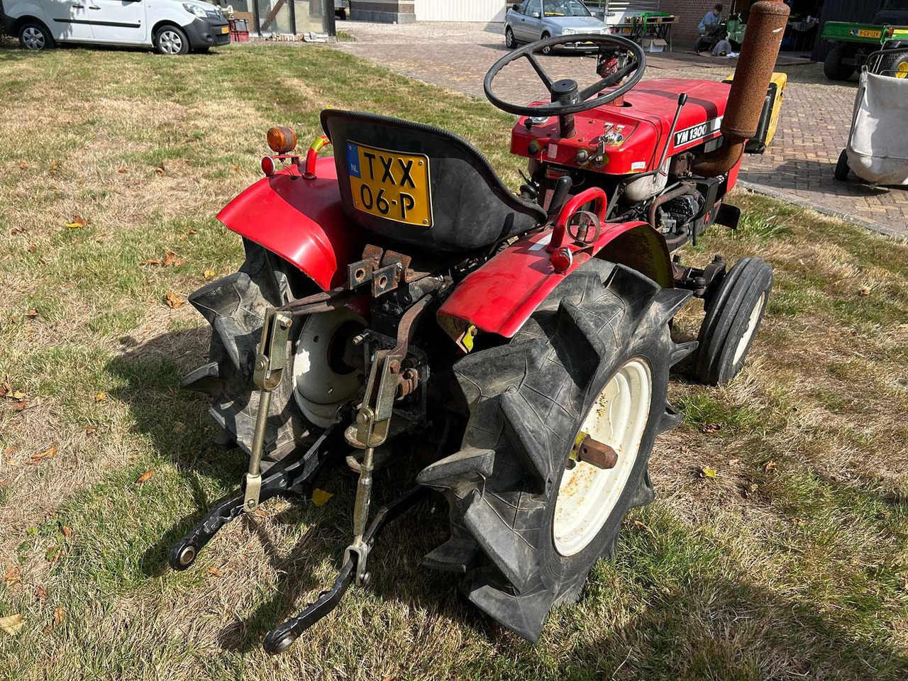 Yanmar YM1300 - Mini trator: foto 3 Yanmar YM1300 - Mini trator: foto 3