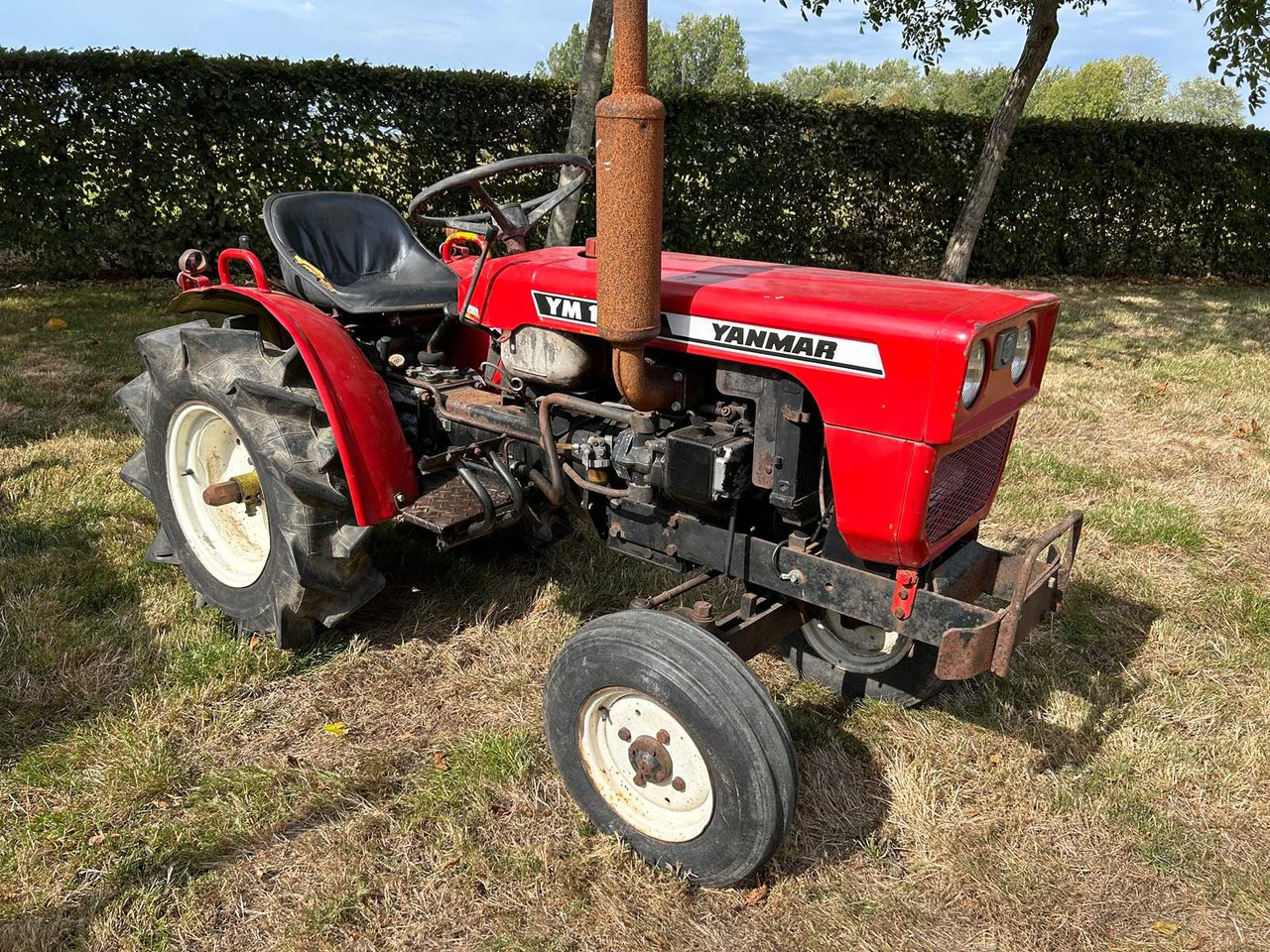 Yanmar YM1300 - Mini trator: foto 2 Yanmar YM1300 - Mini trator: foto 2
