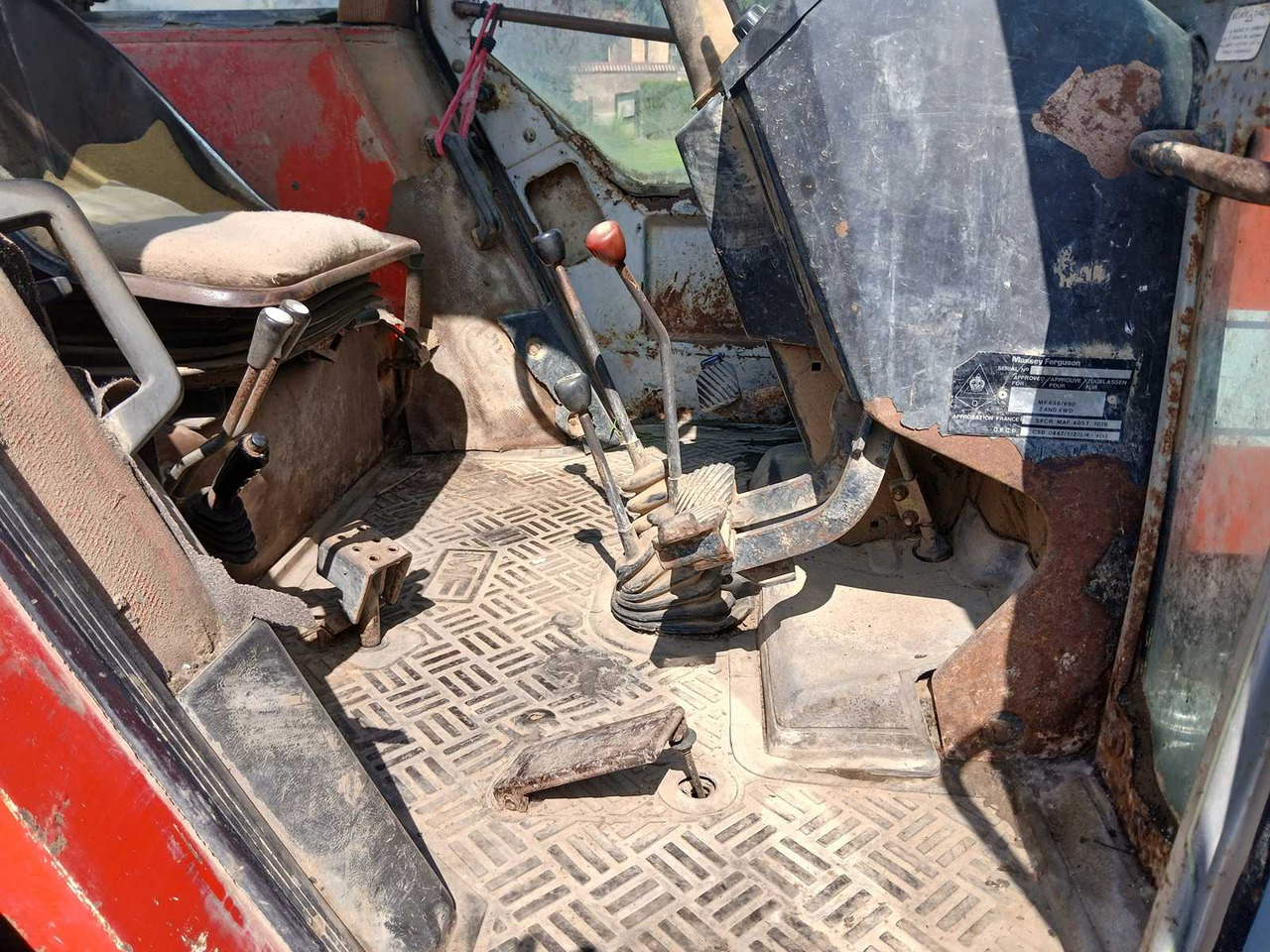 Trator massey Ferguson 698: foto 27