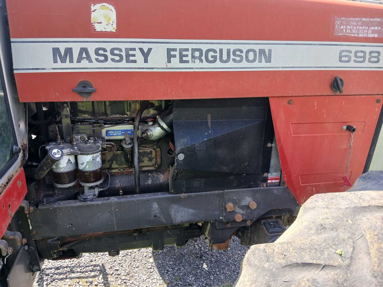 Trator massey Ferguson 698: foto 16