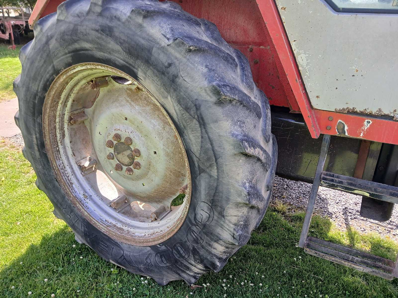 Trator massey Ferguson 698: foto 22