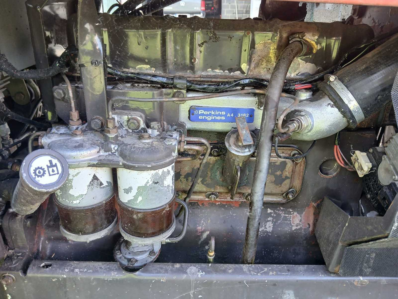 Trator massey Ferguson 698: foto 17