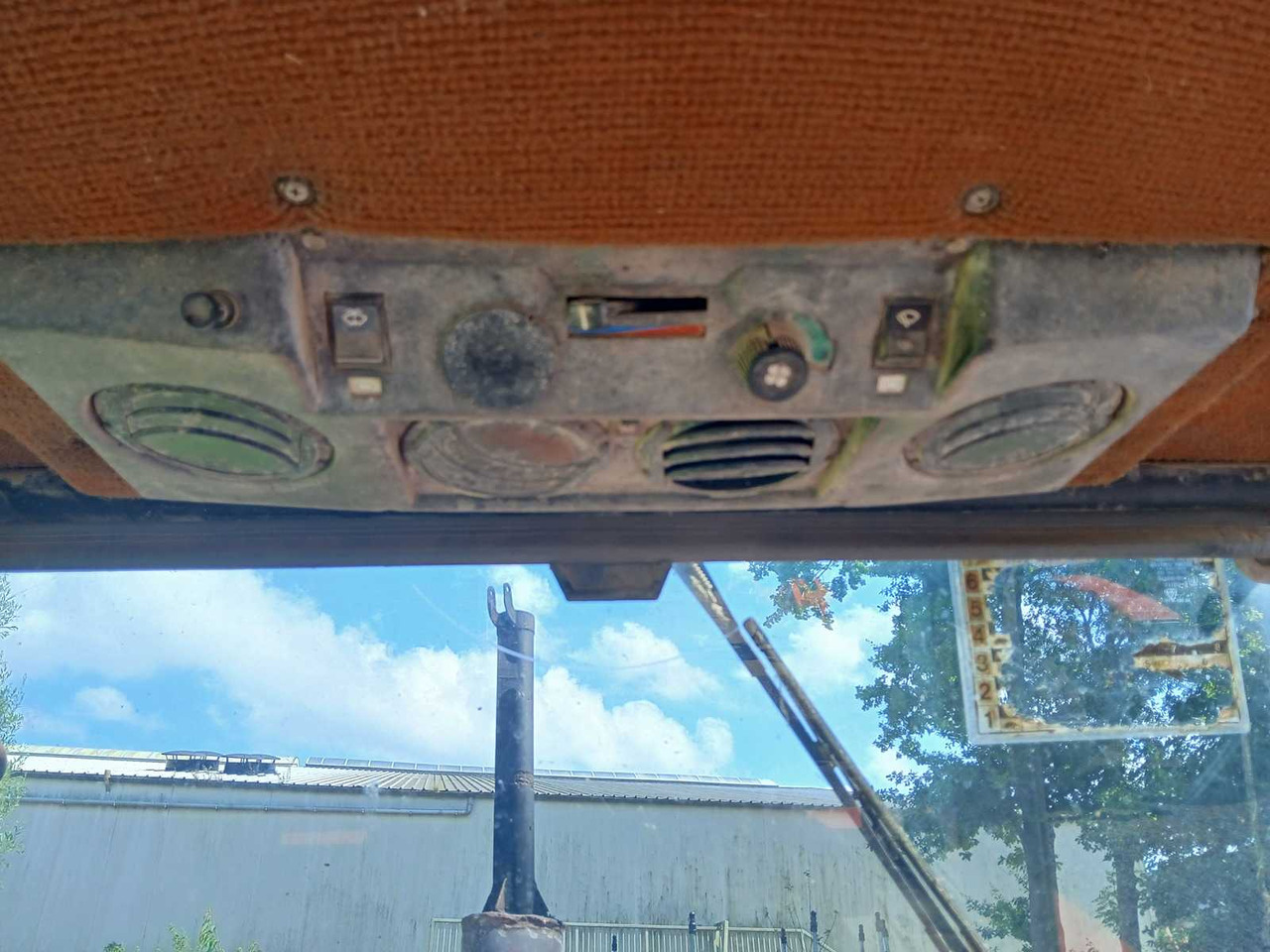 Trator massey Ferguson 698: foto 32