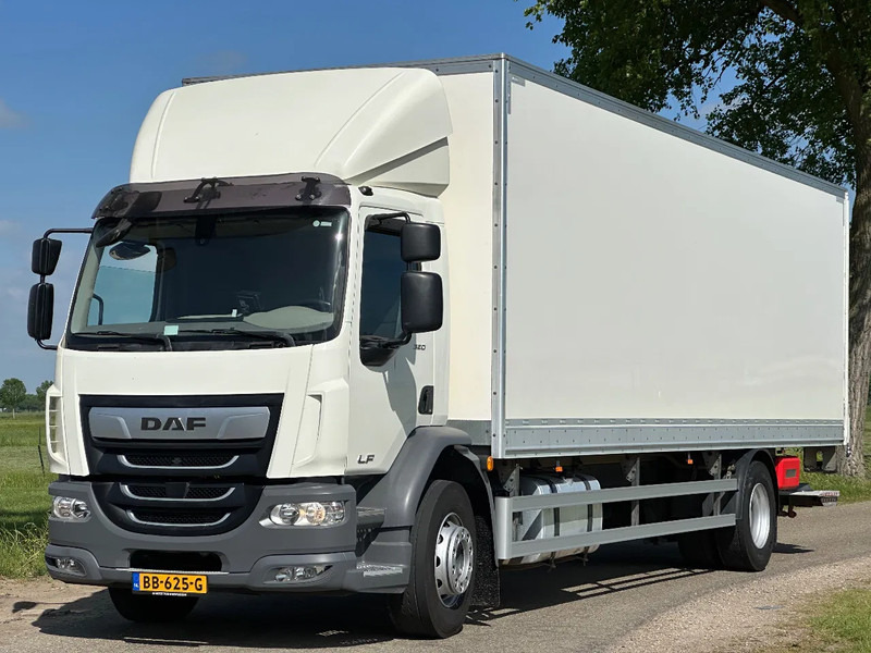 DAF CF 320 LF320.19 EURO6. 830x248x260 - Caminhão furgão: foto 1 DAF CF 320 LF320.19 EURO6. 830x248x260 - Caminhão furgão: foto 1