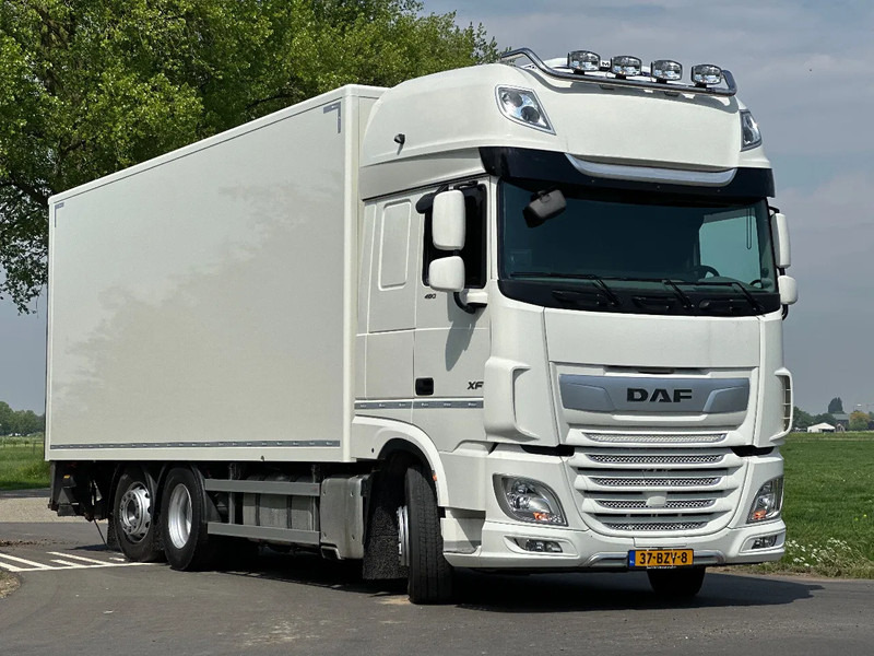 DAF XF 480 XF480.26 - Caminhão furgão: foto 2 DAF XF 480 XF480.26 - Caminhão furgão: foto 2