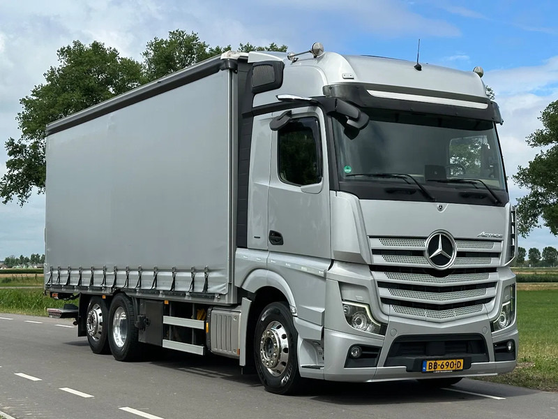 Mercedes-Benz Actros ACTROS 2545LL EURO6. 2021. Schuifzeil Bakwagen met Laadklep. - Caminhão com lona: foto 2 Mercedes-Benz Actros ACTROS 2545LL EURO6. 2021. Schuifzeil Bakwagen met Laadklep. - Caminhão com lona: foto 2