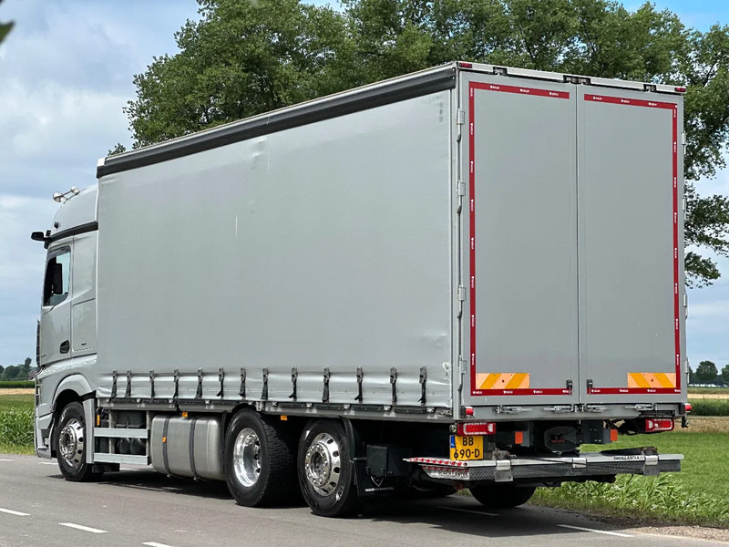 Mercedes-Benz Actros ACTROS 2545LL EURO6. 2021. Schuifzeil Bakwagen met Laadklep. - Caminhão com lona: foto 3 Mercedes-Benz Actros ACTROS 2545LL EURO6. 2021. Schuifzeil Bakwagen met Laadklep. - Caminhão com lona: foto 3
