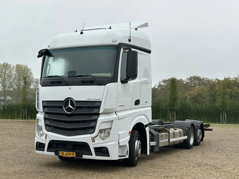 Mercedes-Benz Actros ACTROS 2642 LL EURO6. 2018. BDF. Chassic cabine. - Caminhão chassi: foto 1 Mercedes-Benz Actros ACTROS 2642 LL EURO6. 2018. BDF. Chassic cabine. - Caminhão chassi: foto 1