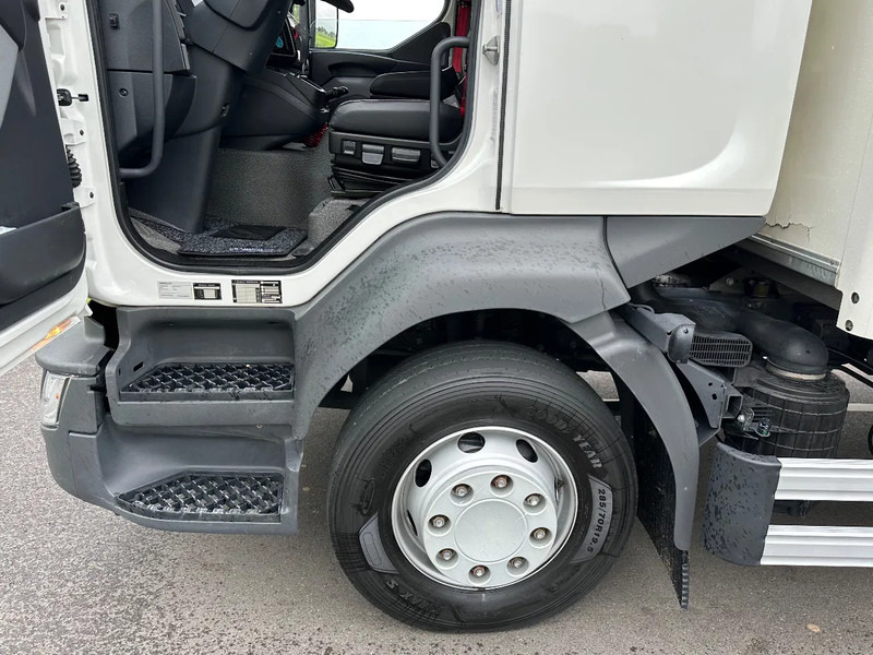 Renault D D250 DTI 8. 14T - Caminhão furgão: foto 5 Renault D D250 DTI 8. 14T - Caminhão furgão: foto 5