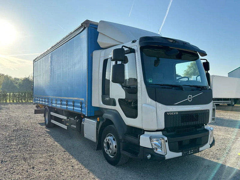Volvo FL FL280.16 EURO6. 2022. 8400kg Laadvermogen Eventueel , OPRIJWAGEN , PAARDENWAGEN. - Caminhão chassi: foto 2 Volvo FL FL280.16 EURO6. 2022. 8400kg Laadvermogen Eventueel , OPRIJWAGEN , PAARDENWAGEN. - Caminhão chassi: foto 2