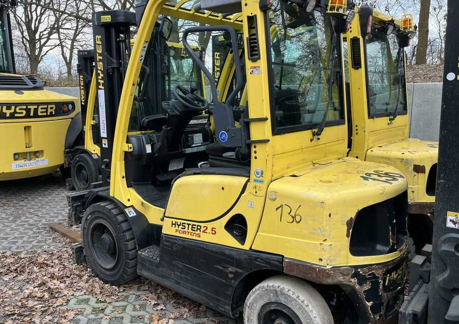 Hyster H2.5FT - Empilhadeira a diesel: foto 5 Hyster H2.5FT - Empilhadeira a diesel: foto 5