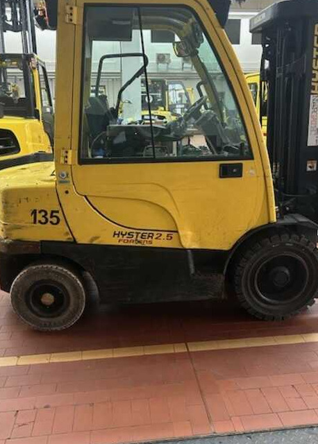 Hyster H2.5FT - Empilhadeira a diesel: foto 2 Hyster H2.5FT - Empilhadeira a diesel: foto 2