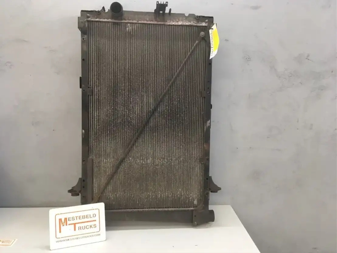 DAF CF 85 Radiateur - Sistema de arrefecimento de Caminhão: foto 1 DAF CF 85 Radiateur - Sistema de arrefecimento de Caminhão: foto 1