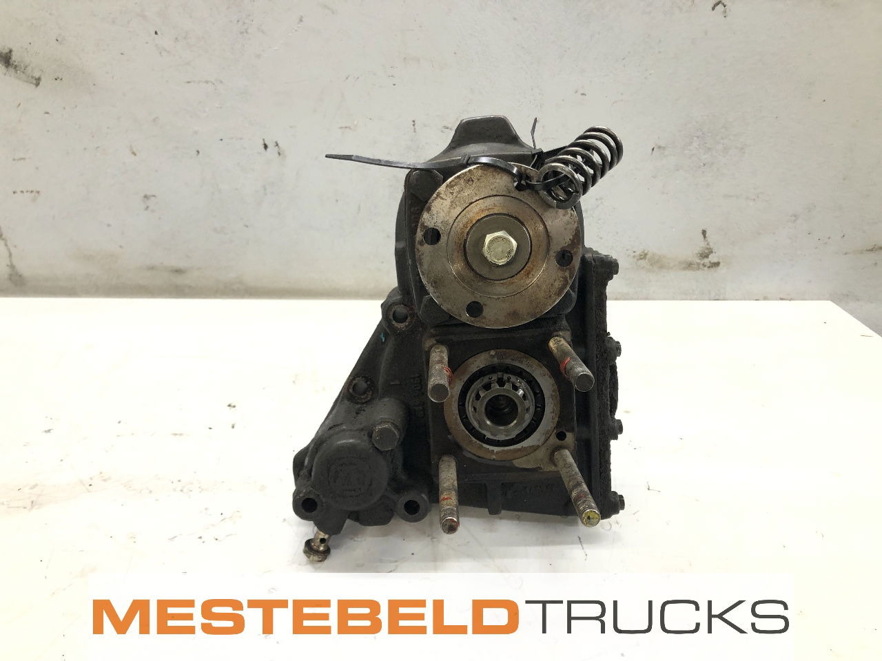 DAF PTO + as + pomp 75 - Hidráulica de Caminhão: foto 2 DAF PTO + as + pomp 75 - Hidráulica de Caminhão: foto 2