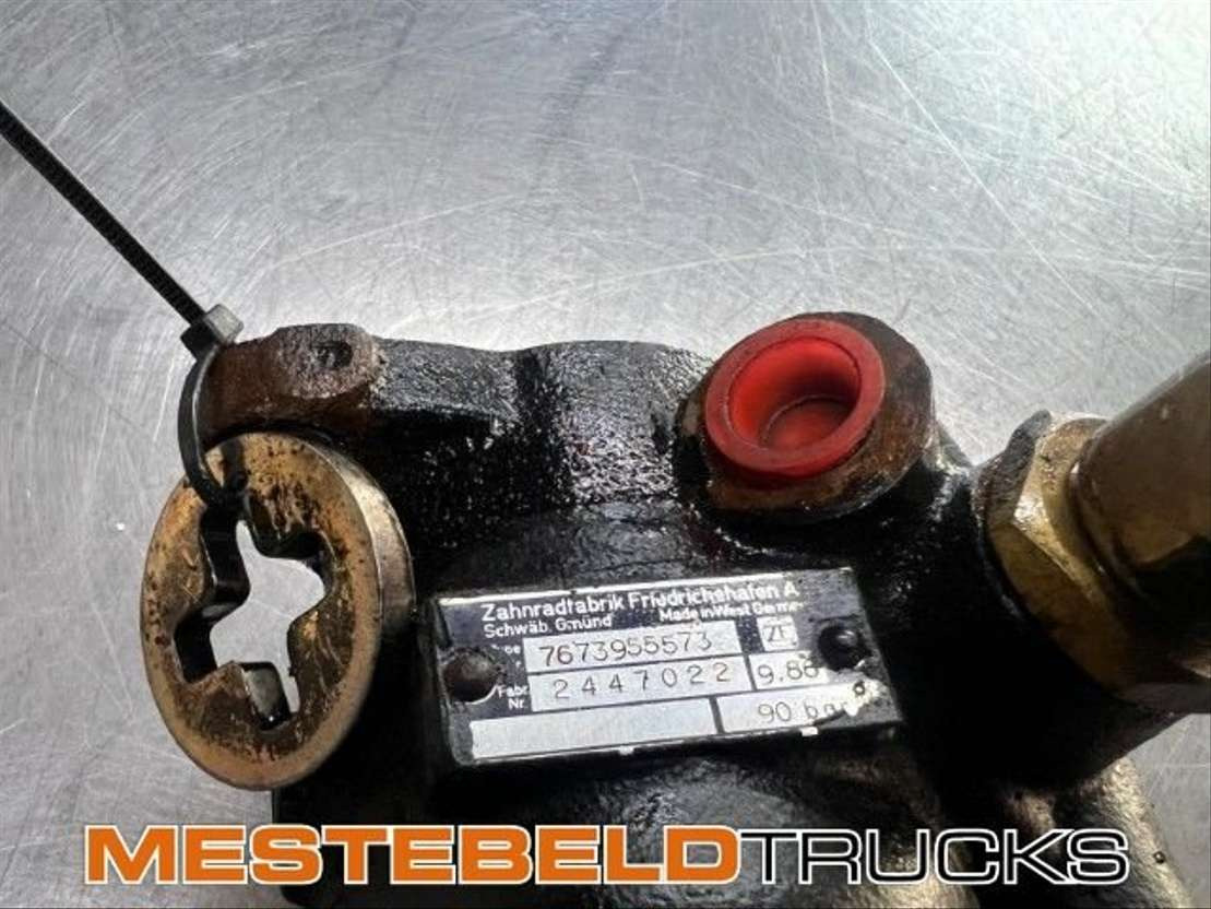 DAF Stuurpomp  - Motor e peças de Caminhão: foto 2 DAF Stuurpomp  - Motor e peças de Caminhão: foto 2