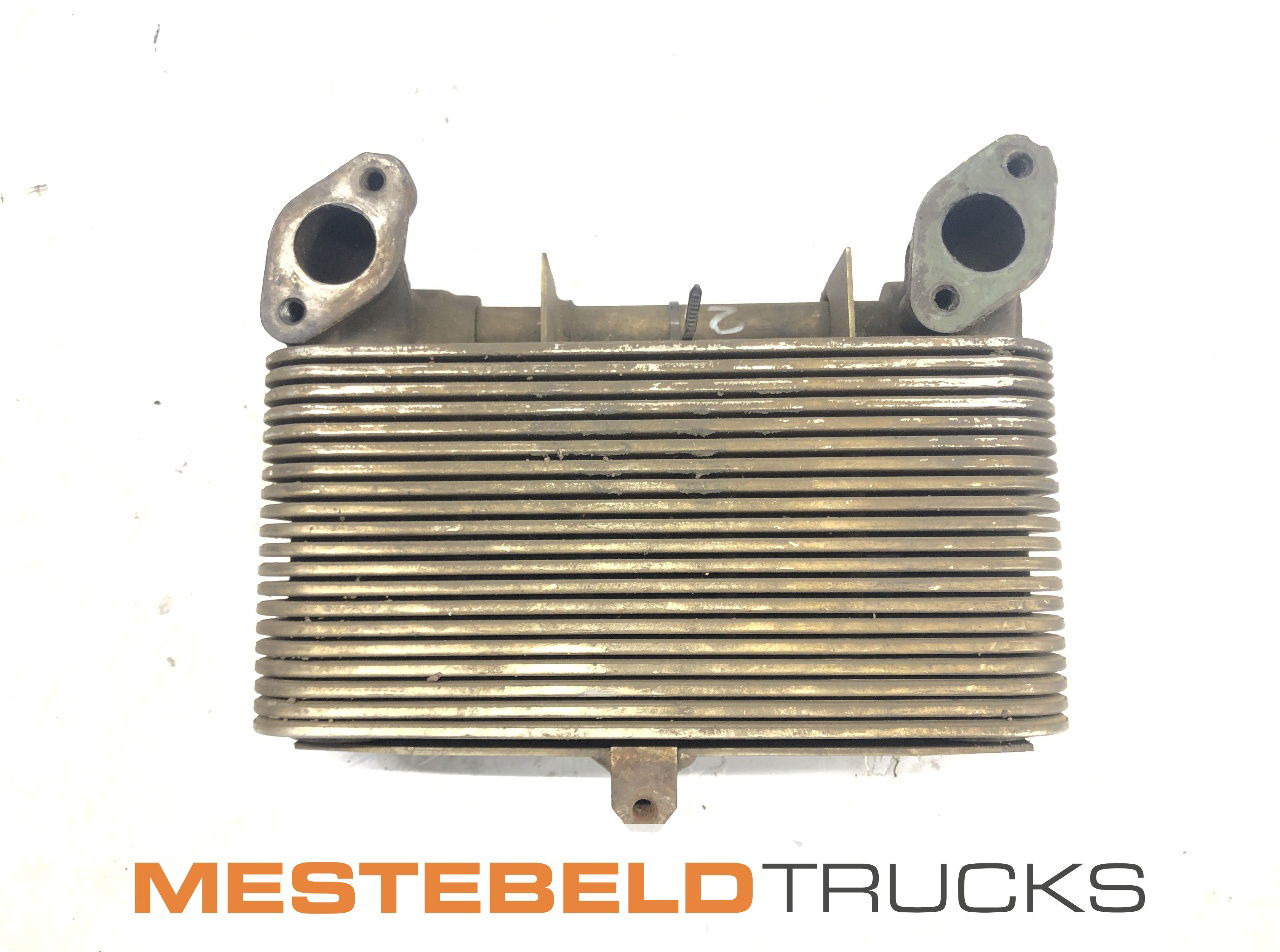 MAN Oliekoeler D2840 LF 04 - Motor de Caminhão: foto 1 MAN Oliekoeler D2840 LF 04 - Motor de Caminhão: foto 1