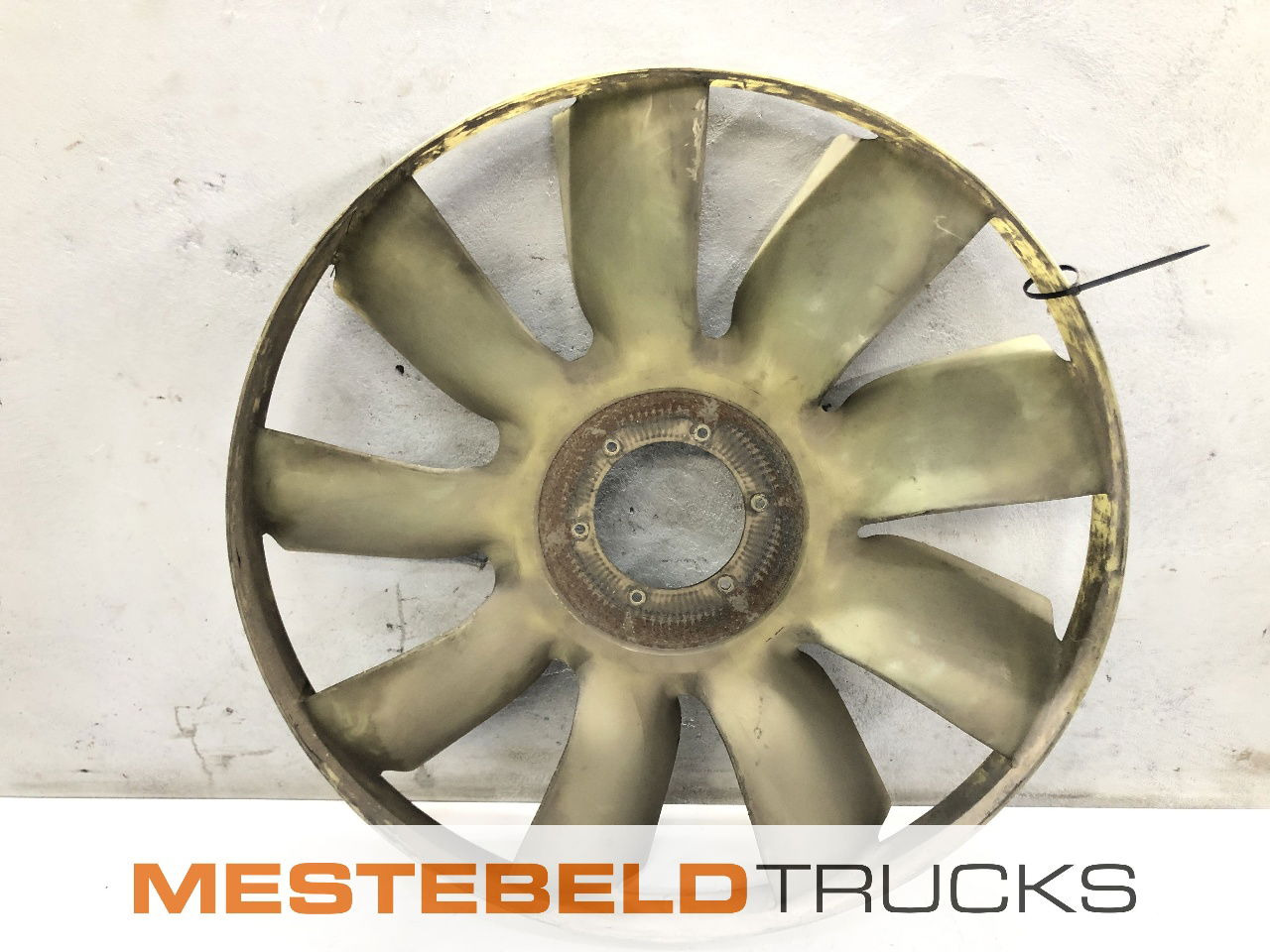 MAN Ventilator TGA - Sistema de arrefecimento de Caminhão: foto 1 MAN Ventilator TGA - Sistema de arrefecimento de Caminhão: foto 1