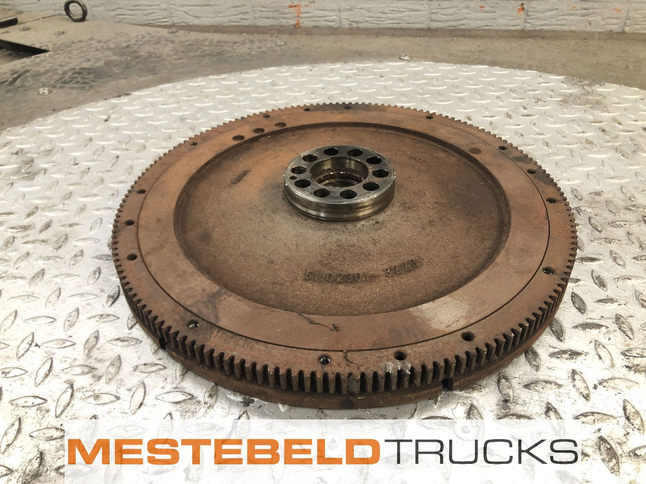 MAN Vliegwiel D2876 LF04 - Motor e peças de Caminhão: foto 1 MAN Vliegwiel D2876 LF04 - Motor e peças de Caminhão: foto 1