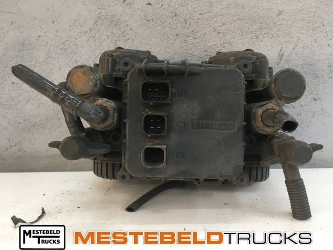 Mercedes-Benz Achterasmodulator - Peças de freio de Caminhão: foto 1 Mercedes-Benz Achterasmodulator - Peças de freio de Caminhão: foto 1