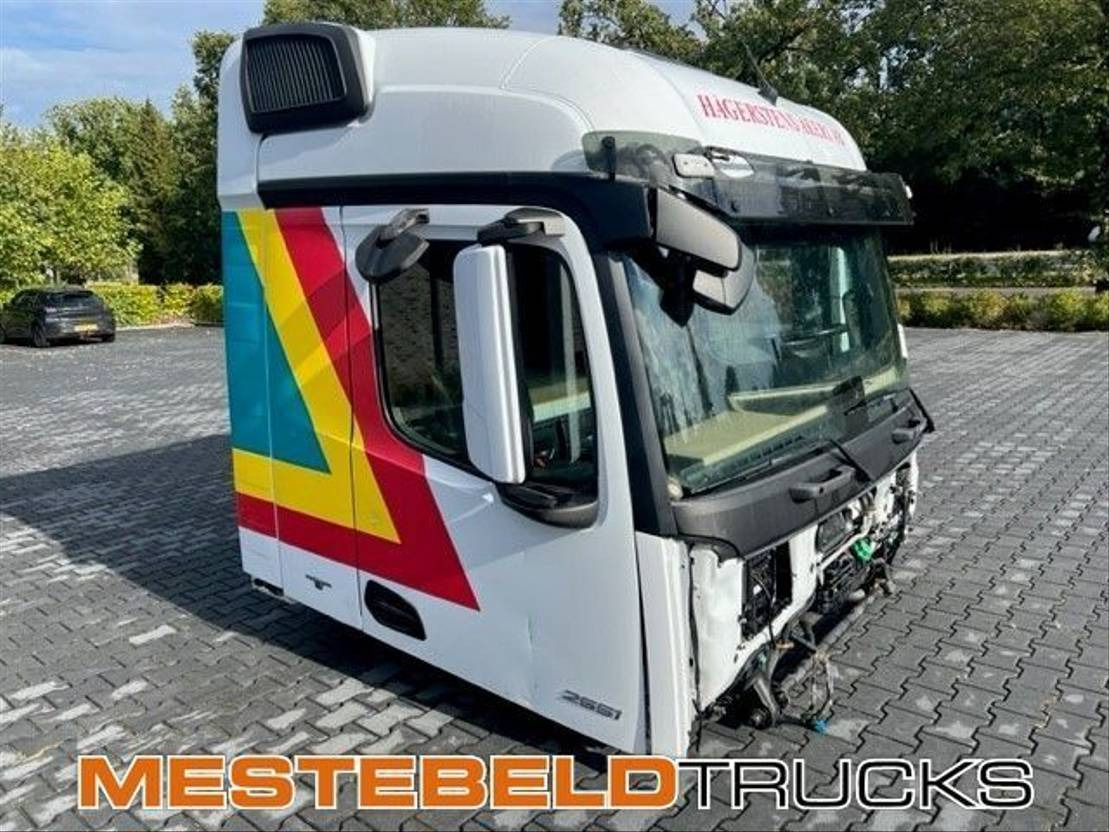 Mercedes-Benz Cabine MP4 - Cabine de Caminhão: foto 2 Mercedes-Benz Cabine MP4 - Cabine de Caminhão: foto 2