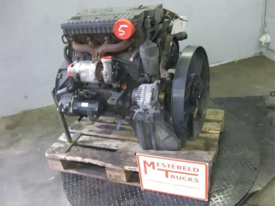 Mercedes-Benz Motor OM 904 LA III - Motor de Caminhão: foto 1 Mercedes-Benz Motor OM 904 LA III - Motor de Caminhão: foto 1